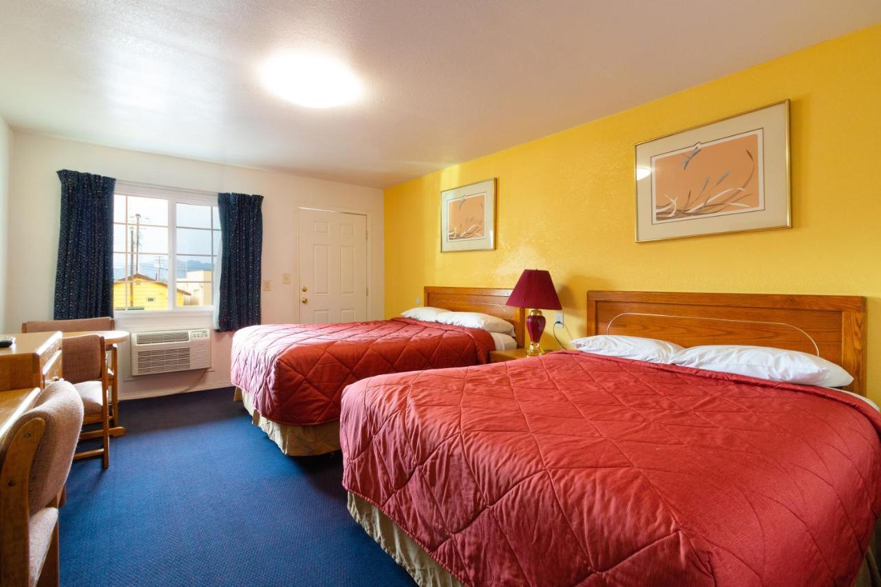 Roseburg Inn 외부 사진