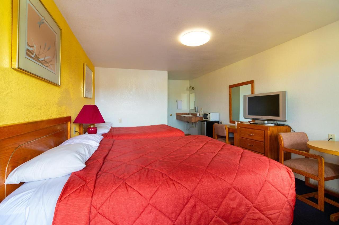 Roseburg Inn 외부 사진